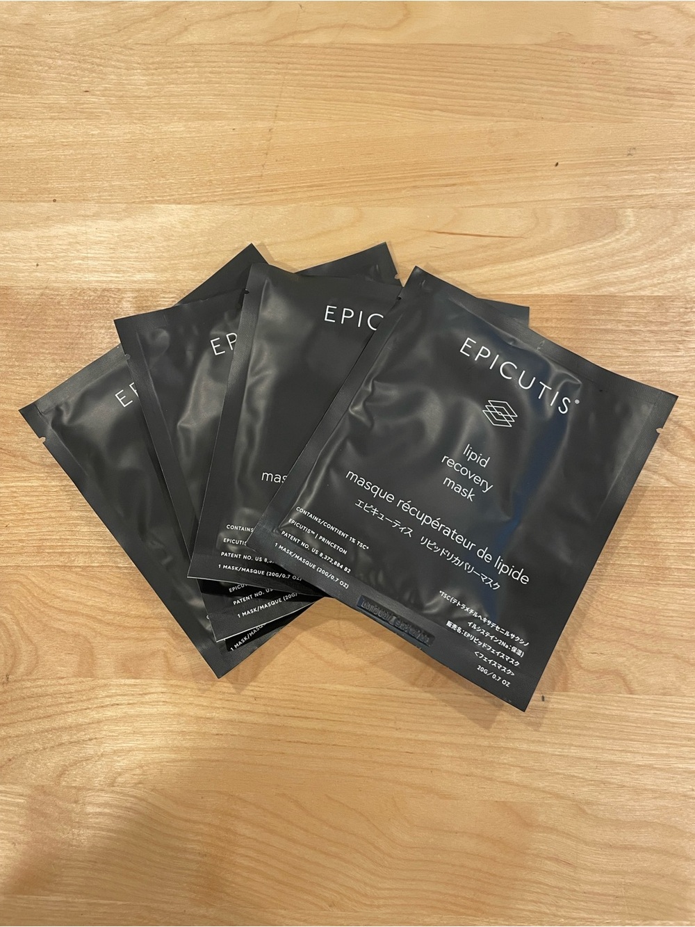(4) NWT Epicutis Skincare Mask Lipid Recovery Face Clean Luxury Beauty with Bag